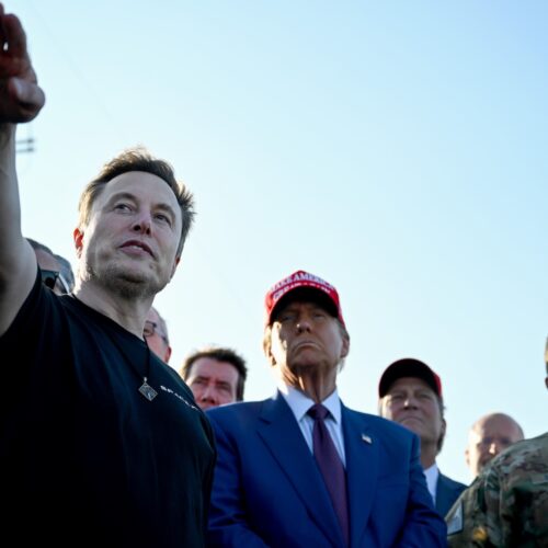 Report: Elon Musk failed to report movement required by security clearance