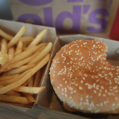 Biofilms, unwashed hands: FDA found violations at McDonald’s ex-onion supplier