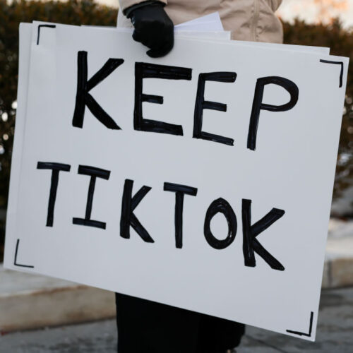 tiktok-loses-supreme-court-fight,-prepares-to-shut-down-sunday