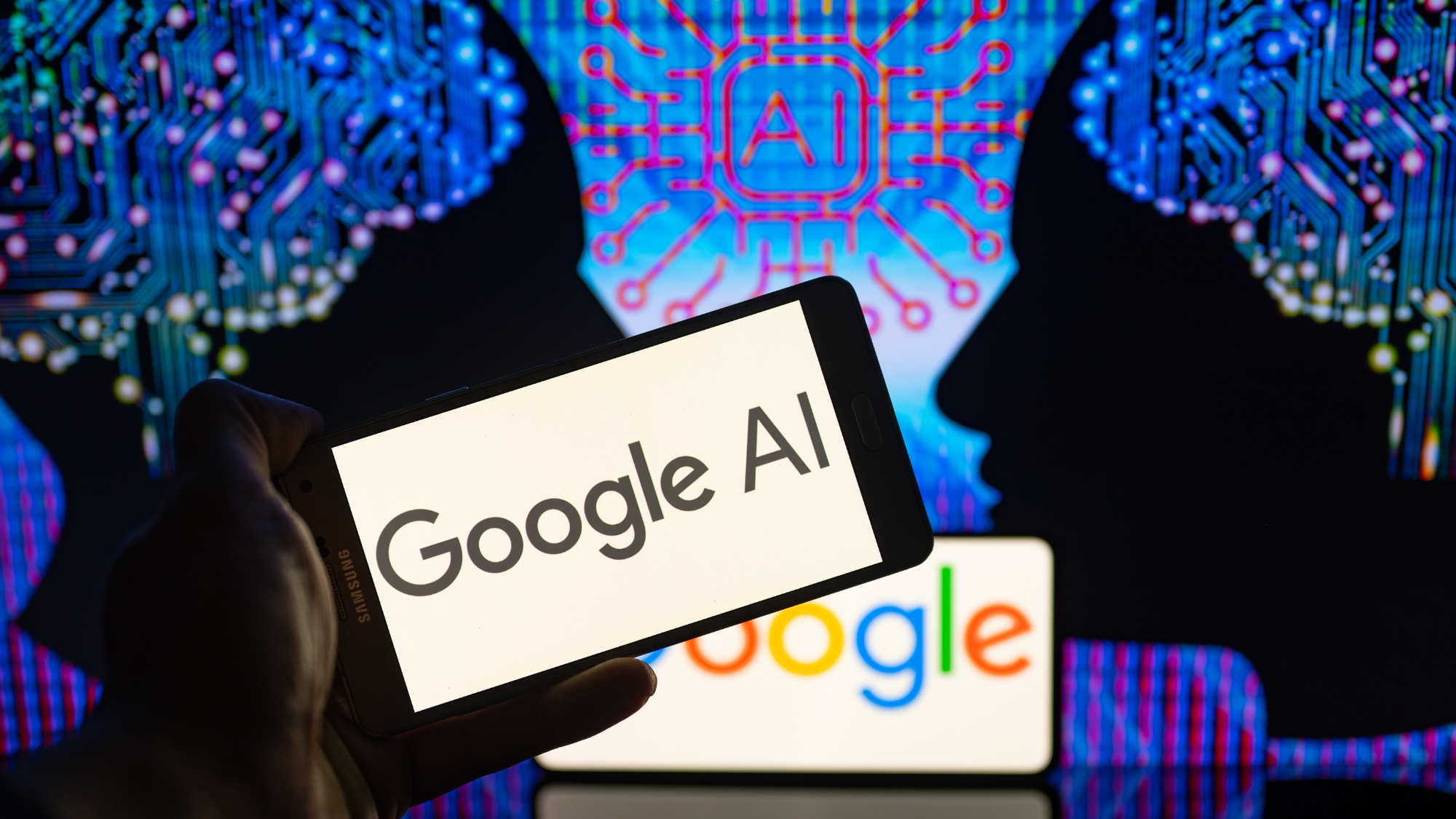 google’s-incredibly-lifelike-ai-can-now-call-businesses-for-you-–-here’s-how-to-use-it