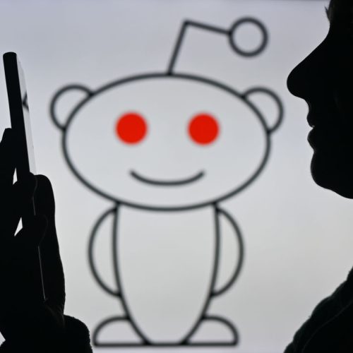 Reddit plans to lock some content behind a paywall this year, CEO says