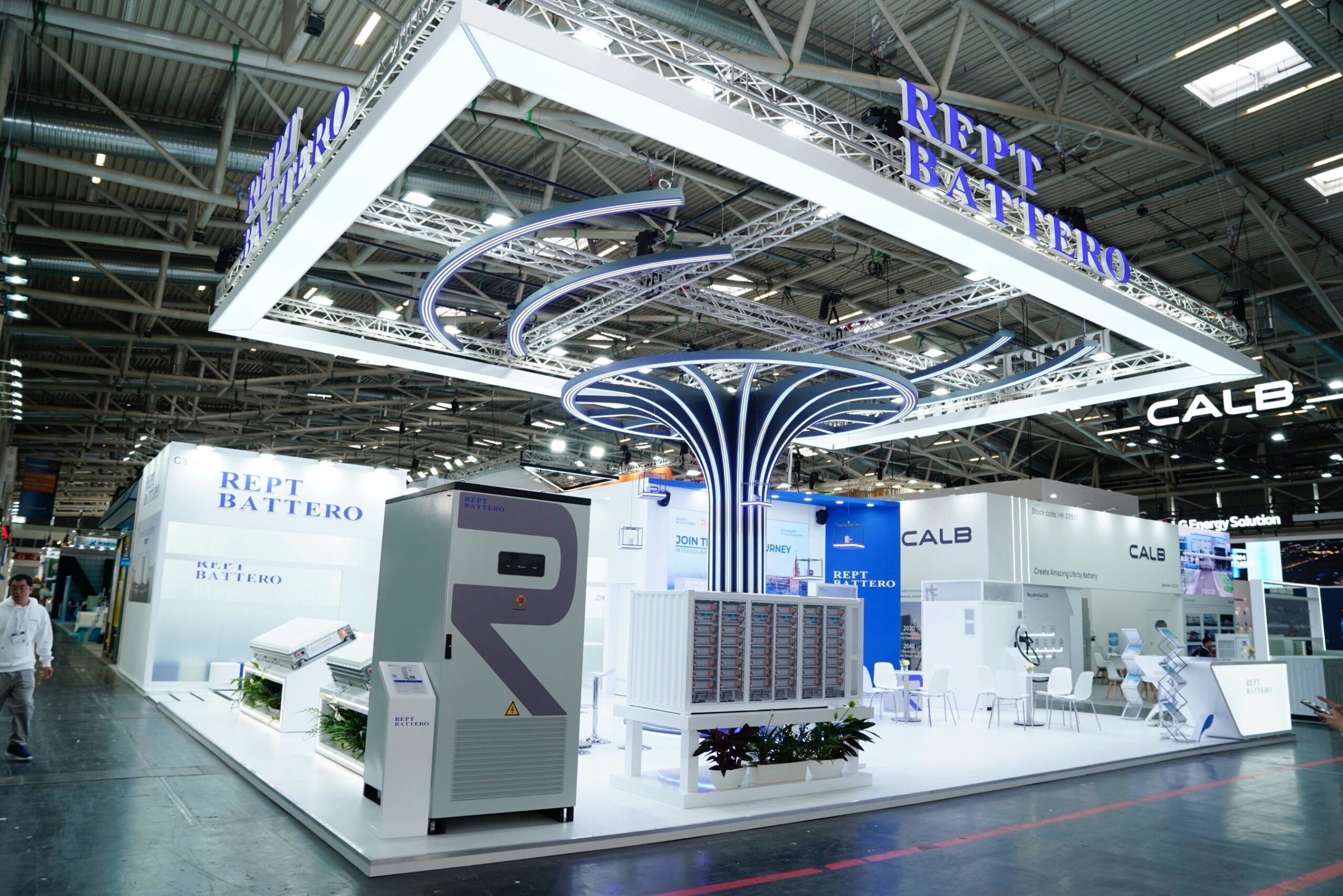 rept-battero-prezentuje-nowy-akumulator-392ah-i-system-magazynowania-energii-powtrix-6,26-mwh
