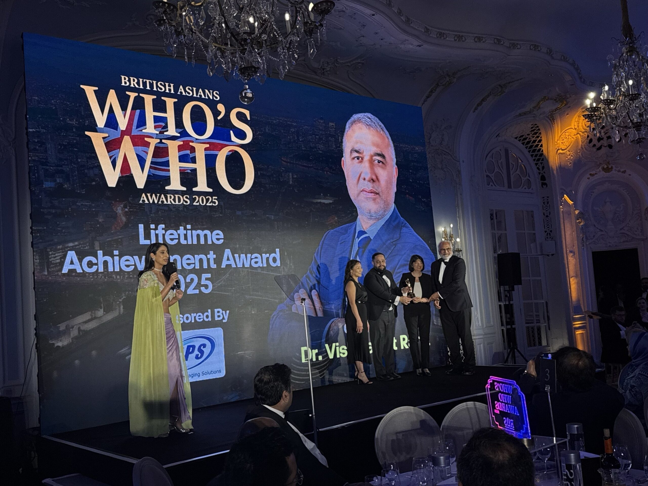 dr.-vishwajeet-rana,-geschaftsfuhrer-von-gedu-global-education,-wird-mit-dem-lifetime-achievement-award-ausgezeichnet