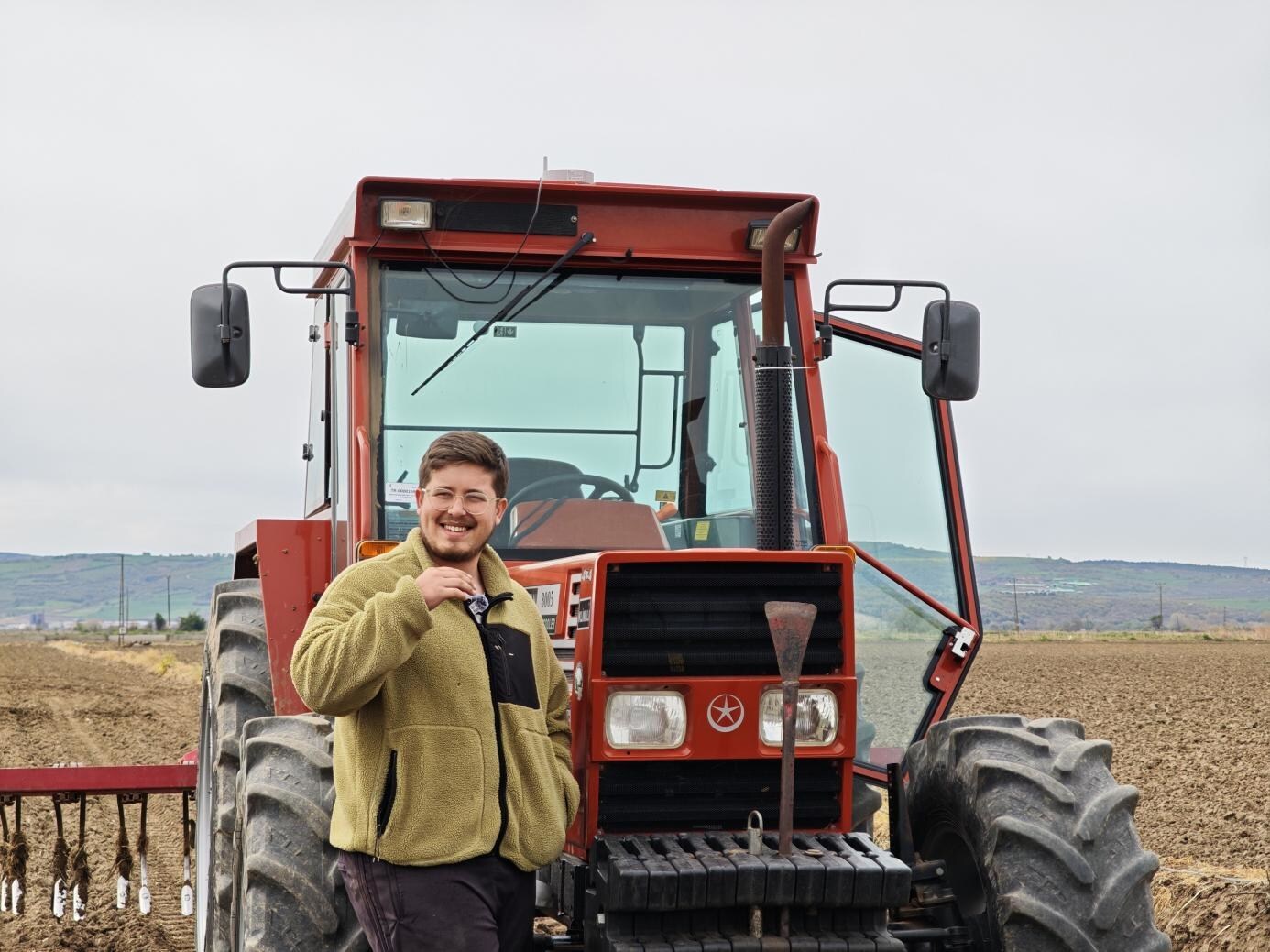turkish-farmers-leap-into-autonomous-tractors-with-xag-apc2-autopilot-console