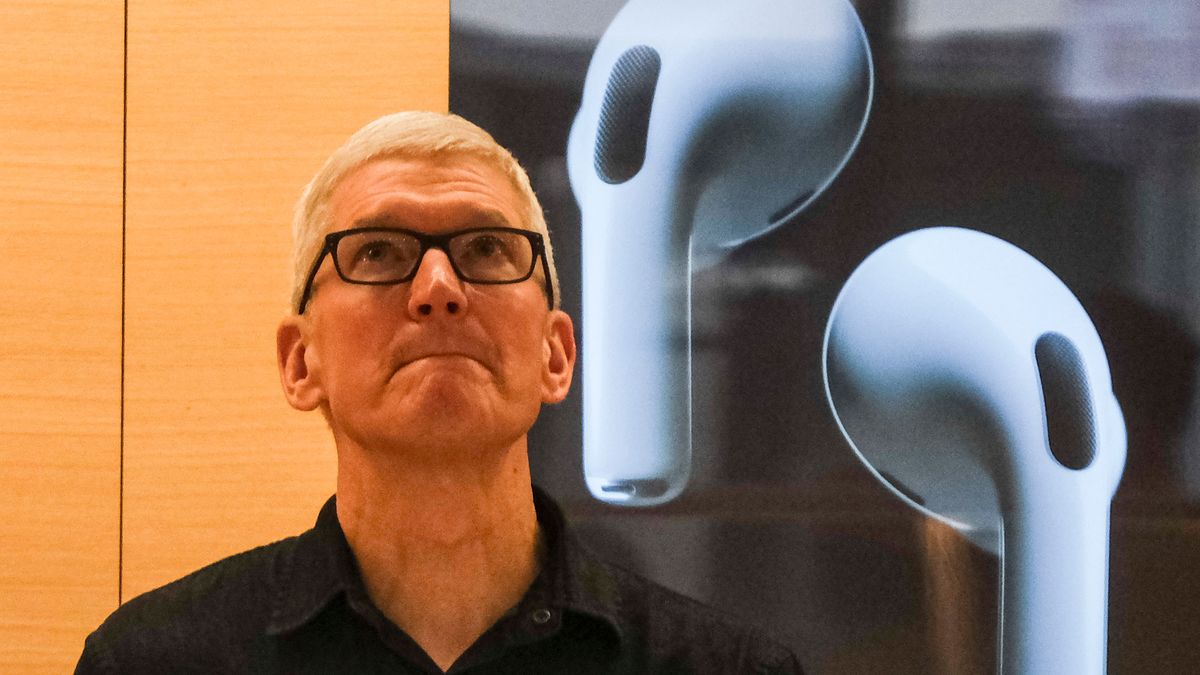 3-apple-intelligence-features-we-know-are-coming-at-wwdc-2025-and-3-i’d-like-to-see-as-well