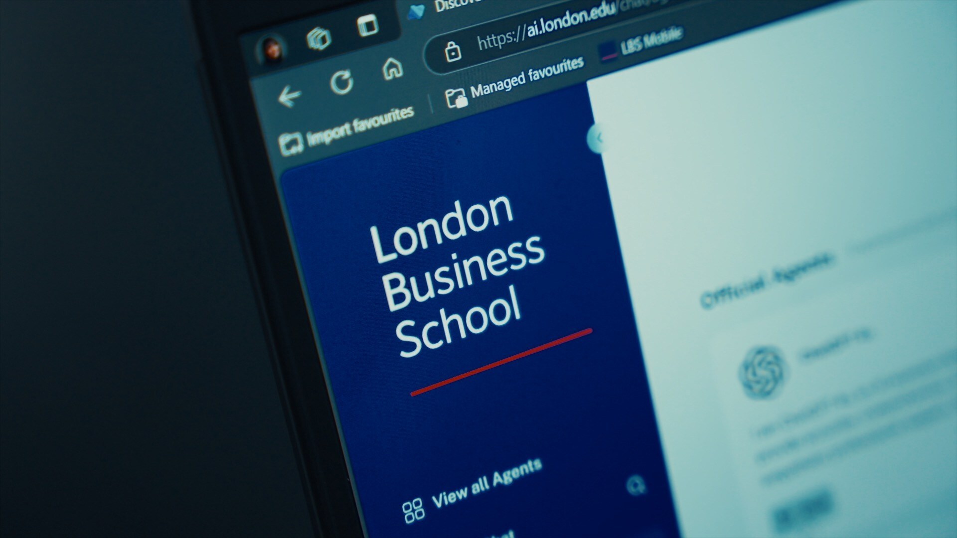 london-business-school-becomes-first-uk-business-school-to-provide-ai-for-all