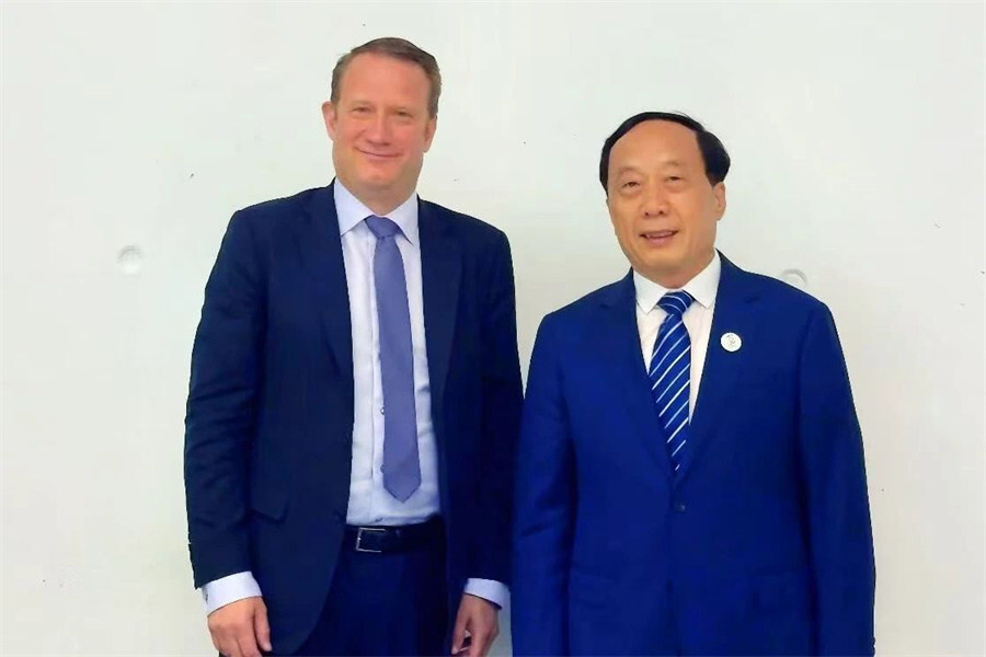 ren-xianliang-meets-with-icann-president-&-ceo