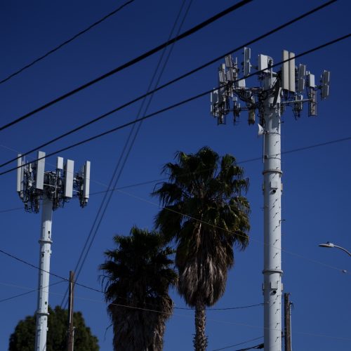android-phones-could-soon-warn-you-of-“stingrays”-snooping-on-your-communications