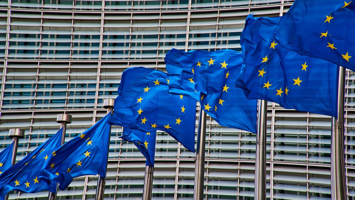 the-eu-could-be-scanning-your-chats-by-october-2025-–-here’s-everything-we-know