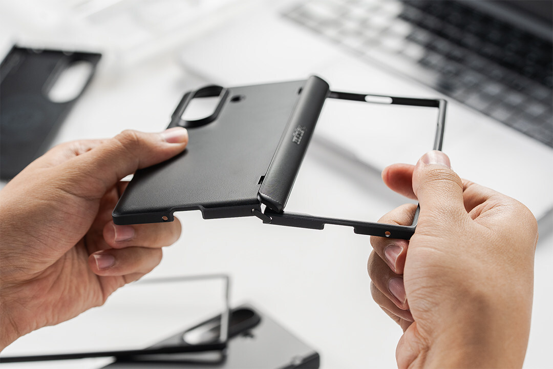 spigen’s-galaxy-z-fold-7-collection-is-sleeker-and-slimmer-than-ever-before