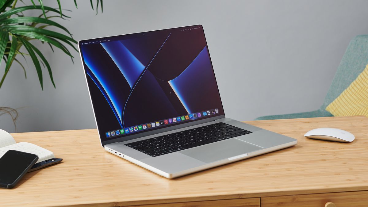 bad-news,-apple-fans-–-the-m5-macbook-pro-may-not-launch-until-2026