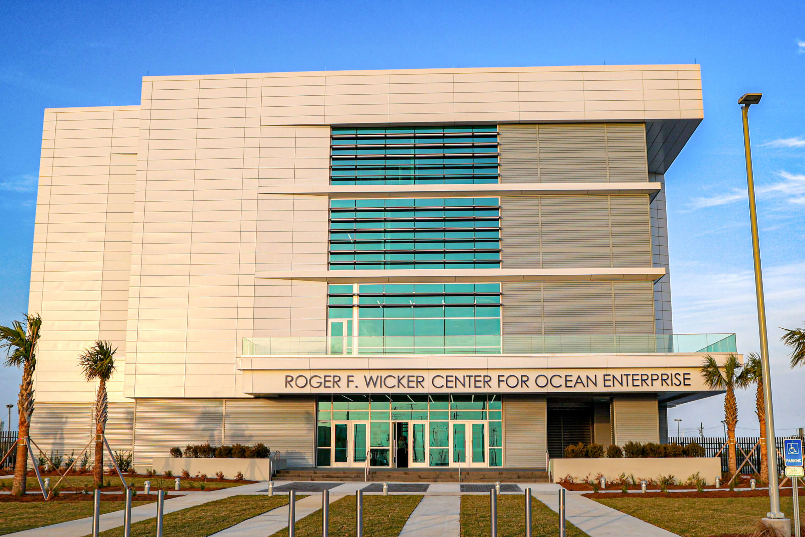 integer-technologies-and-the-university-of-southern-mississippi-announce-$25-million-defense-contract