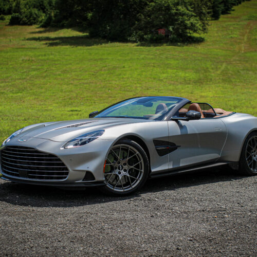 2025-aston-martin-vanquish-volante:-a-m’s-ultimate-gt-goes-topless