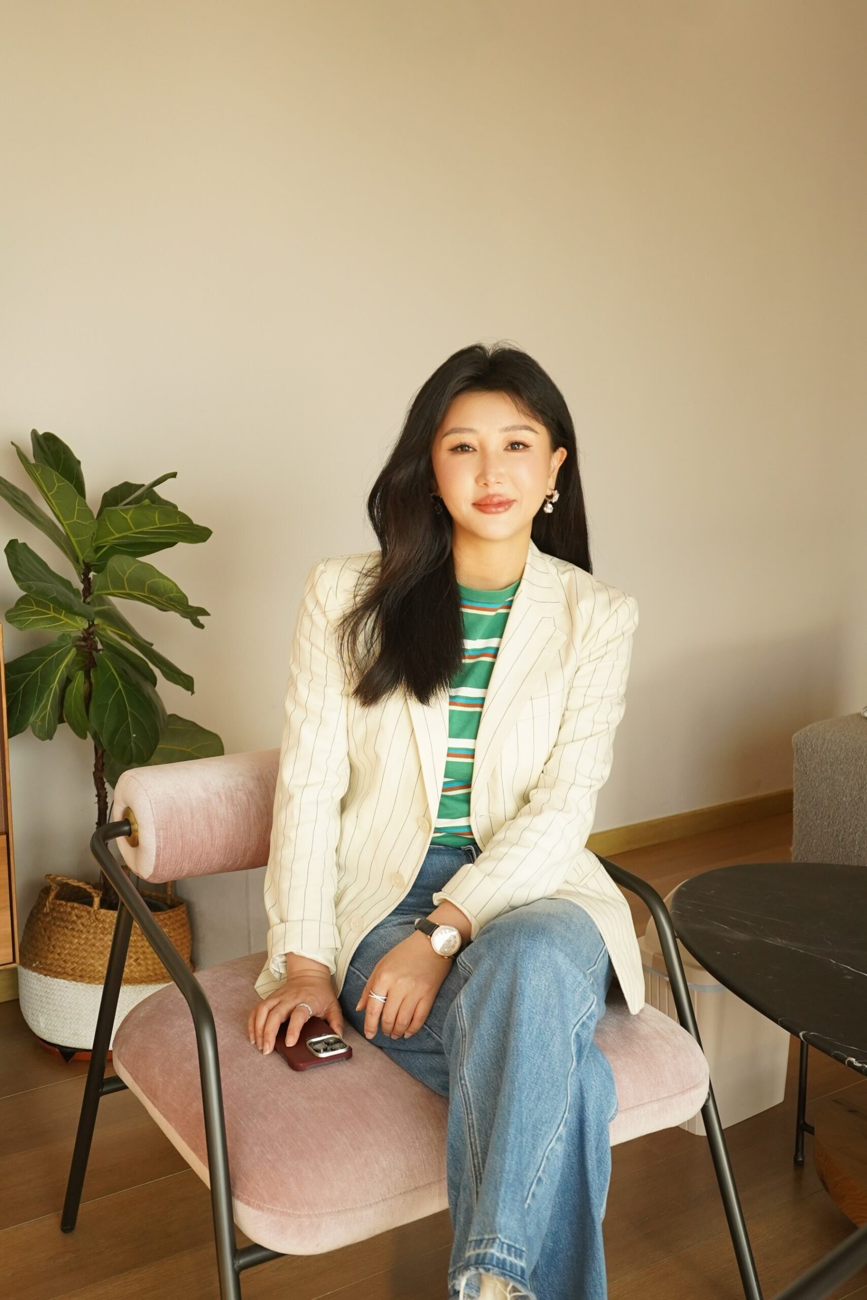 snow-jiang-and-cheerful-music:-reshaping-pop-music-in-the-short-video-era