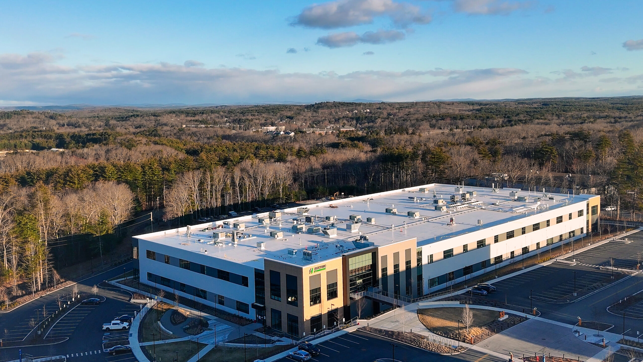 electric-hydrogen-acquires-ambient-fuels;-establishes-global-project-financing-capability-with-generate-capital