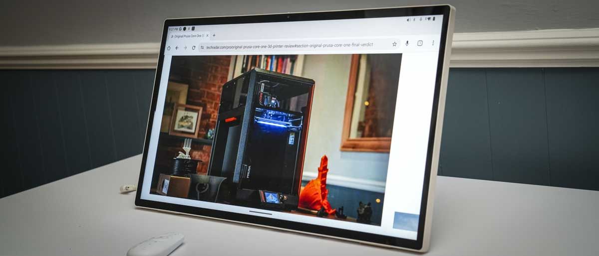 i-reviewed-this-25-inch-portable-monitor-–-i-just-wish-it-lived-up-to-its-huge-potential