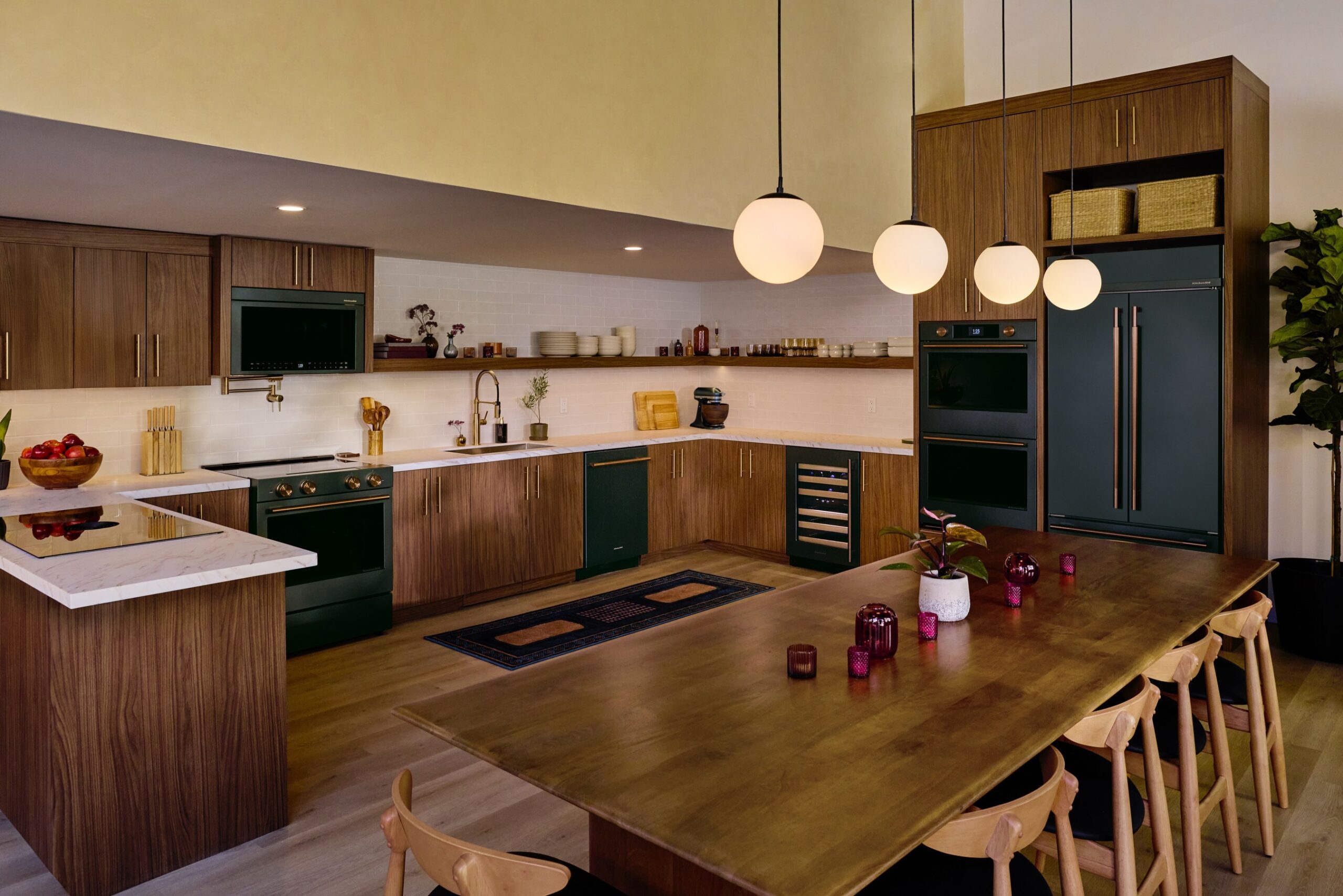 kitchenaid-celebrates-launch-of-new-major-appliance-line-with-immersive-holiday-“room-to-host”-pop-up-in-new-york-city