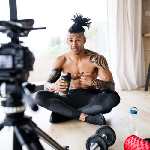 why-being-too-attractive-can-hurt-fitness-influencers