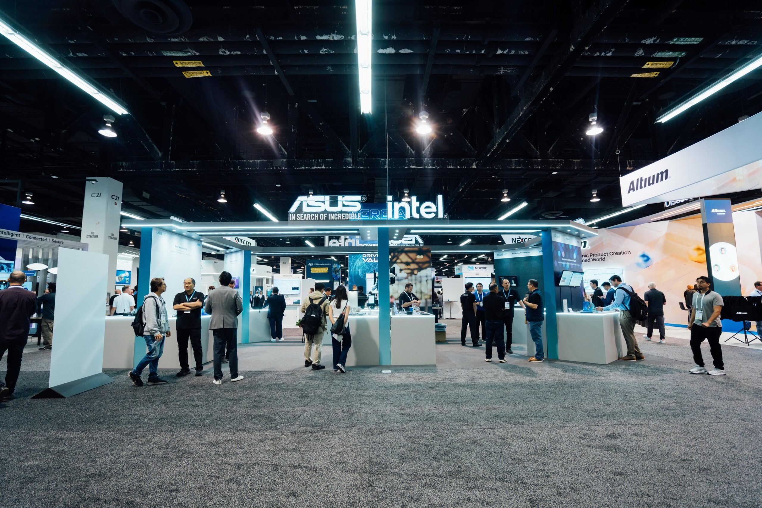 asus-unveils-cutting-edge-innovation-at-embedded-world-2025-with-intel-based-solution