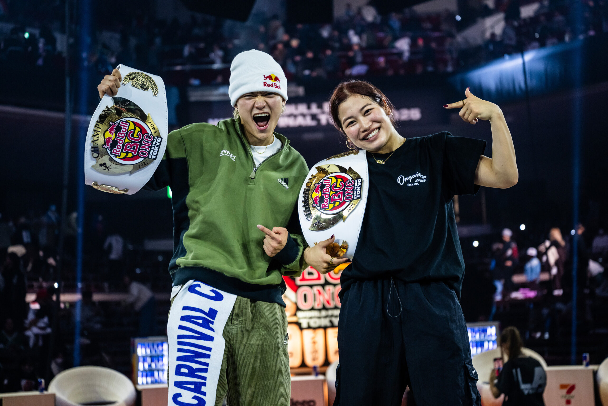 issin-and-riko-make-history-for-japan,-winning-red-bull-bc-one-2025-world-final-at-tokyo’s-ryogoku-kokugikan-sumo-arena