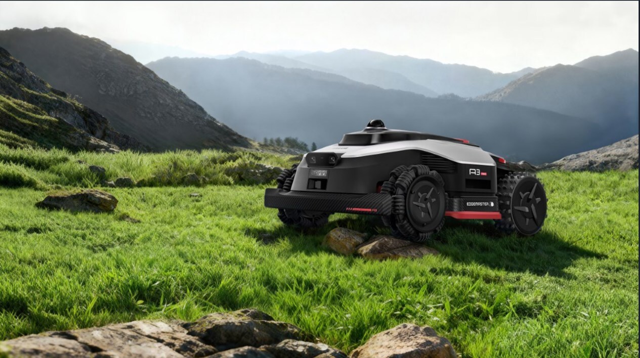 dreame-launches-ultimate-roboticmower-at-ces-2026:-all-terrain,-wire-free,-with-built-in-security