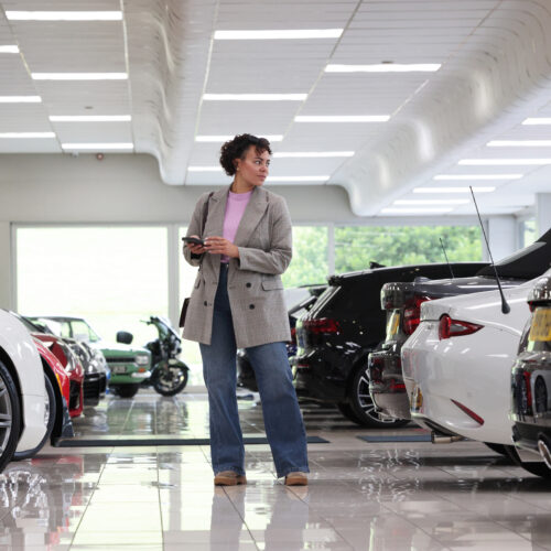 evs-remain-a-niche-choice-in-the-us,-according-to-survey