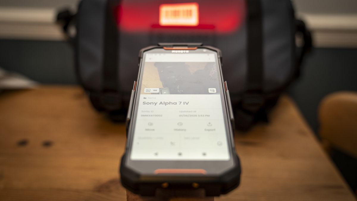 i-used-the-munbyn-acescan-as01-to-track-my-studio-kit,-and-it’s-the-easiest-scanner-i’ve-tested