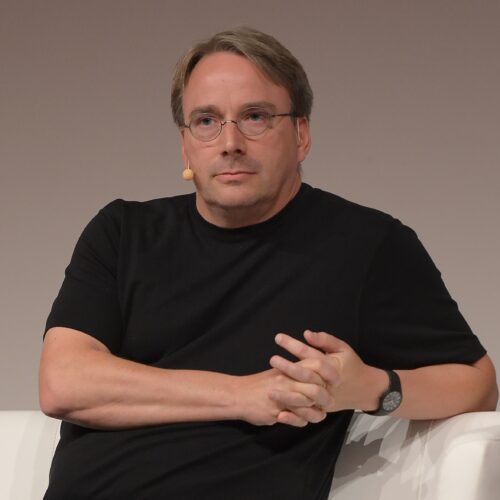 Hobby GitHub repo shows Linus Torvalds vibe codes (sometimes)