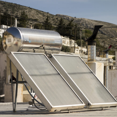a-fluid-can-store-solar-energy-and-then-release-it-as-heat-months-later
