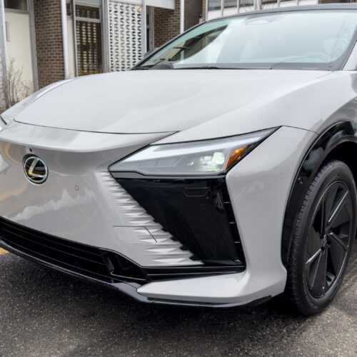 2026-lexus-rz-550e-review:-likable,-but-it-needs-improvement