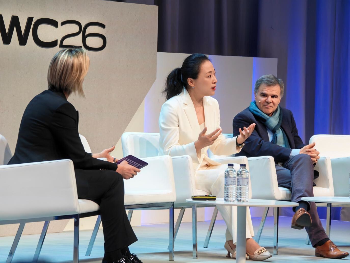 HONOR promueve la colaboración abierta bajo la nueva visión del ecosistema de IA