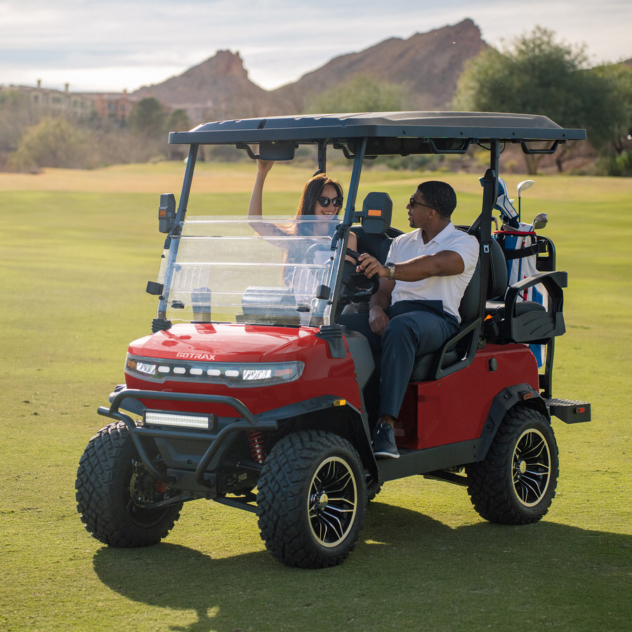 gotrax-unveils-new-golf-cart-at-lowe’s-product-launch,-expanding-electric-mobility-line