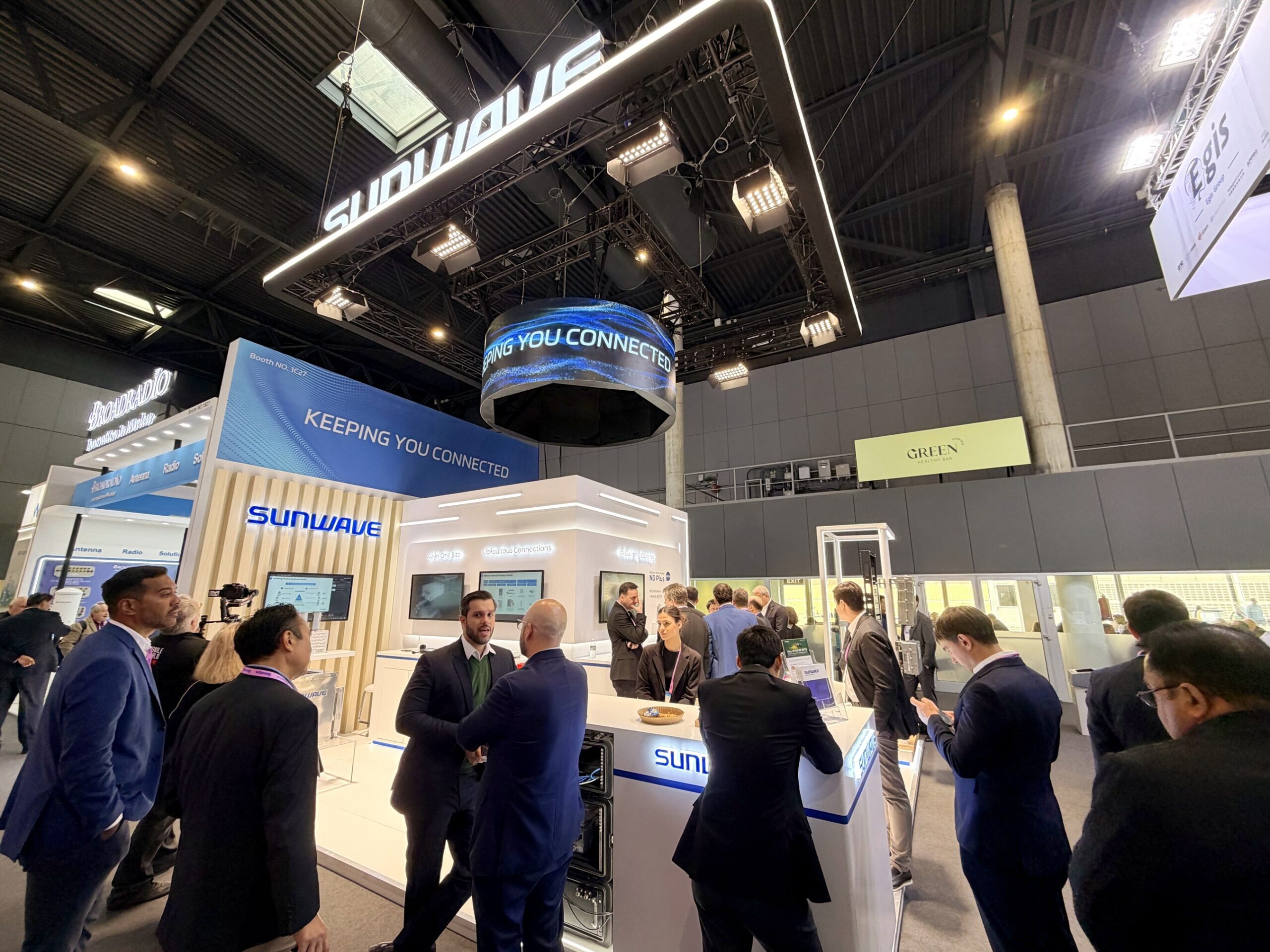 sunwave-unveils-all-in-one-site-at-mwc-barcelona-2026,-delivering-5g-connectivity-in-30-minutes
