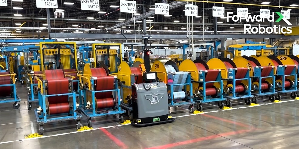 forwardx-celebra-un-ano-de-operaciones-amr-a-gran-escala-en-la-fabrica-de-chery-en-dalian