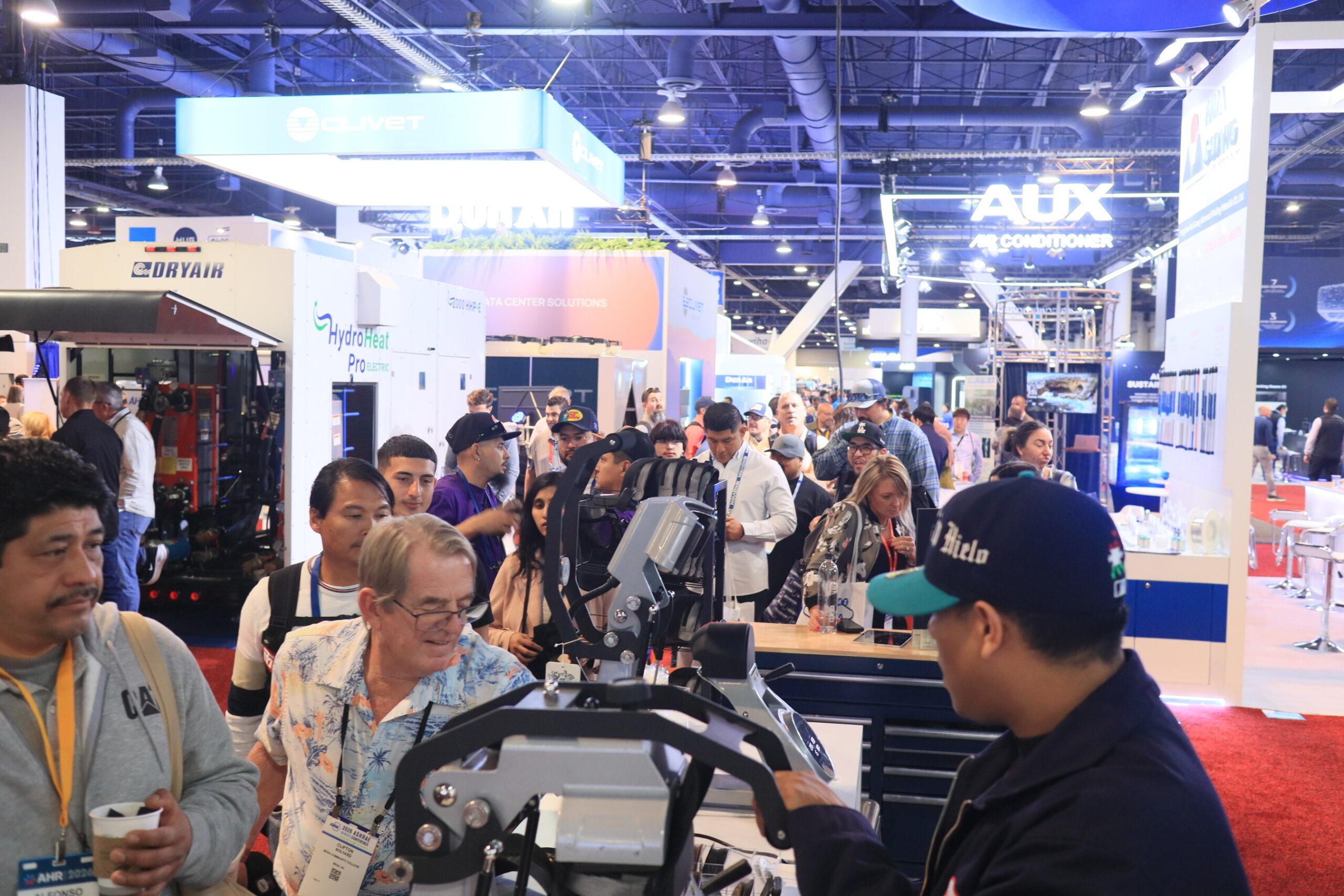 beyond-the-swag:-sunny-side-ink-reinvents-the-human-connection-with-live-custom-event-activations