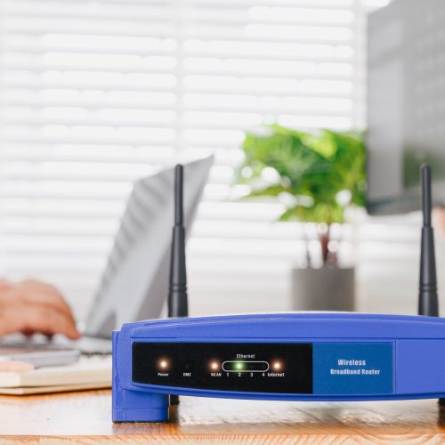 fcc-imposes-sweeping-ban-on-foreign-made-routers,-affecting-all-new-models