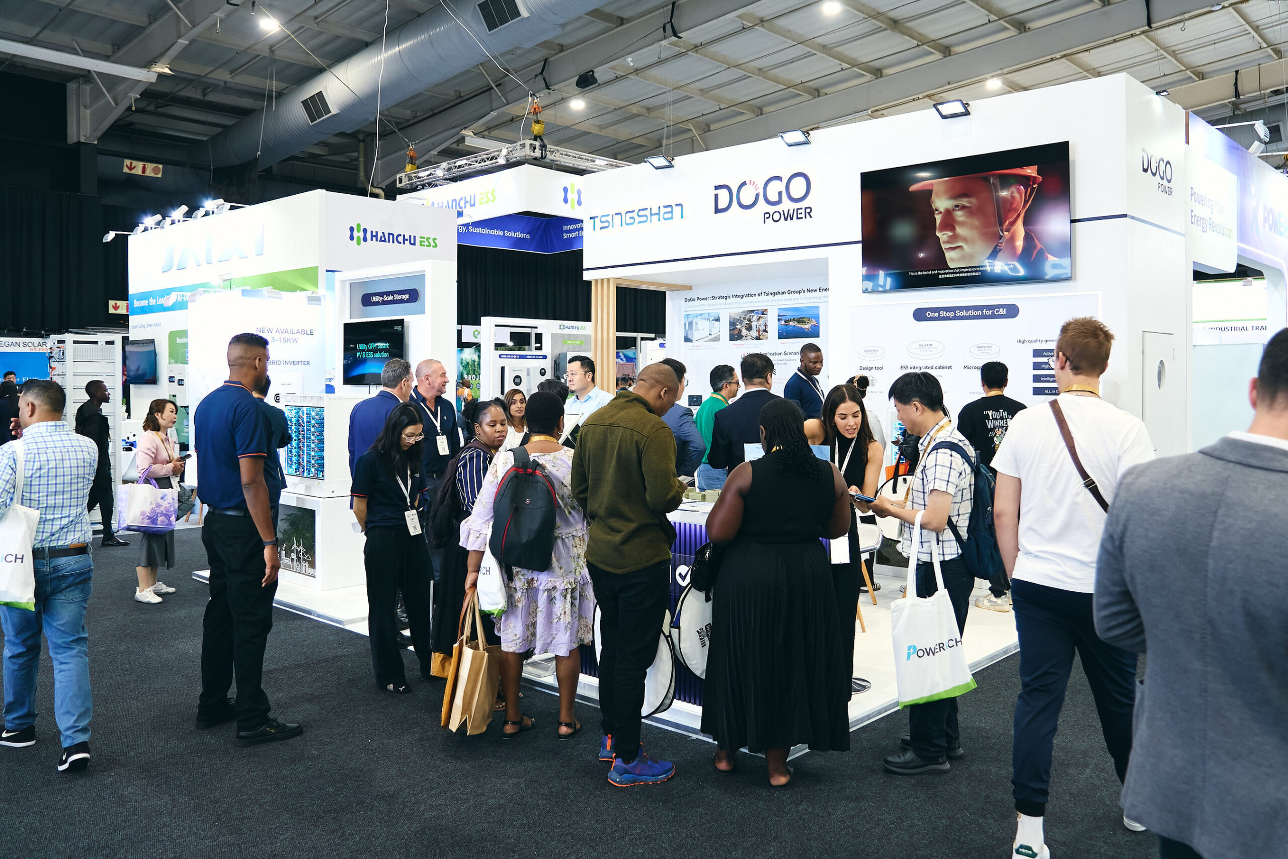 dogo-power-showcased-its-gfm-smart-pv&ess-solution-in-south-africa
