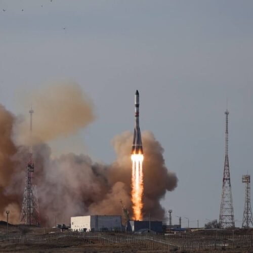 rocket-report:-russia-reopens-gateway-to-iss;-cape-canaveral-hosts-missile-test