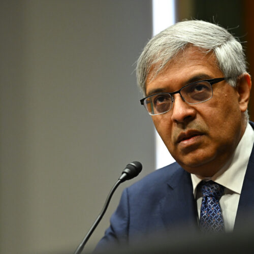 cdc-study-shows-covid-shot-benefits;-trump-official-blocks-release