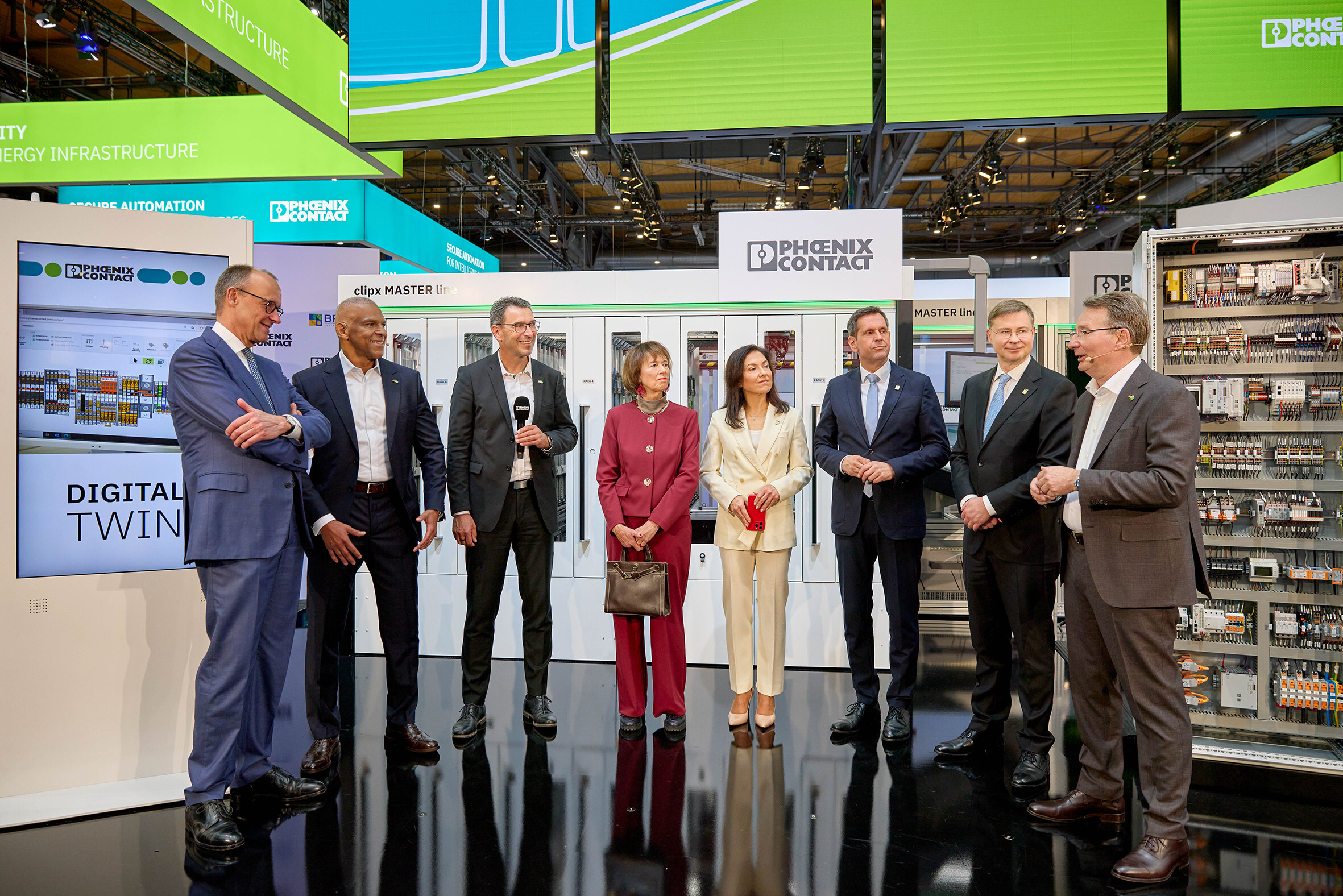 german-chancellor-friedrich-merz-visits-phoenix-contact-at-the-hannover-messe