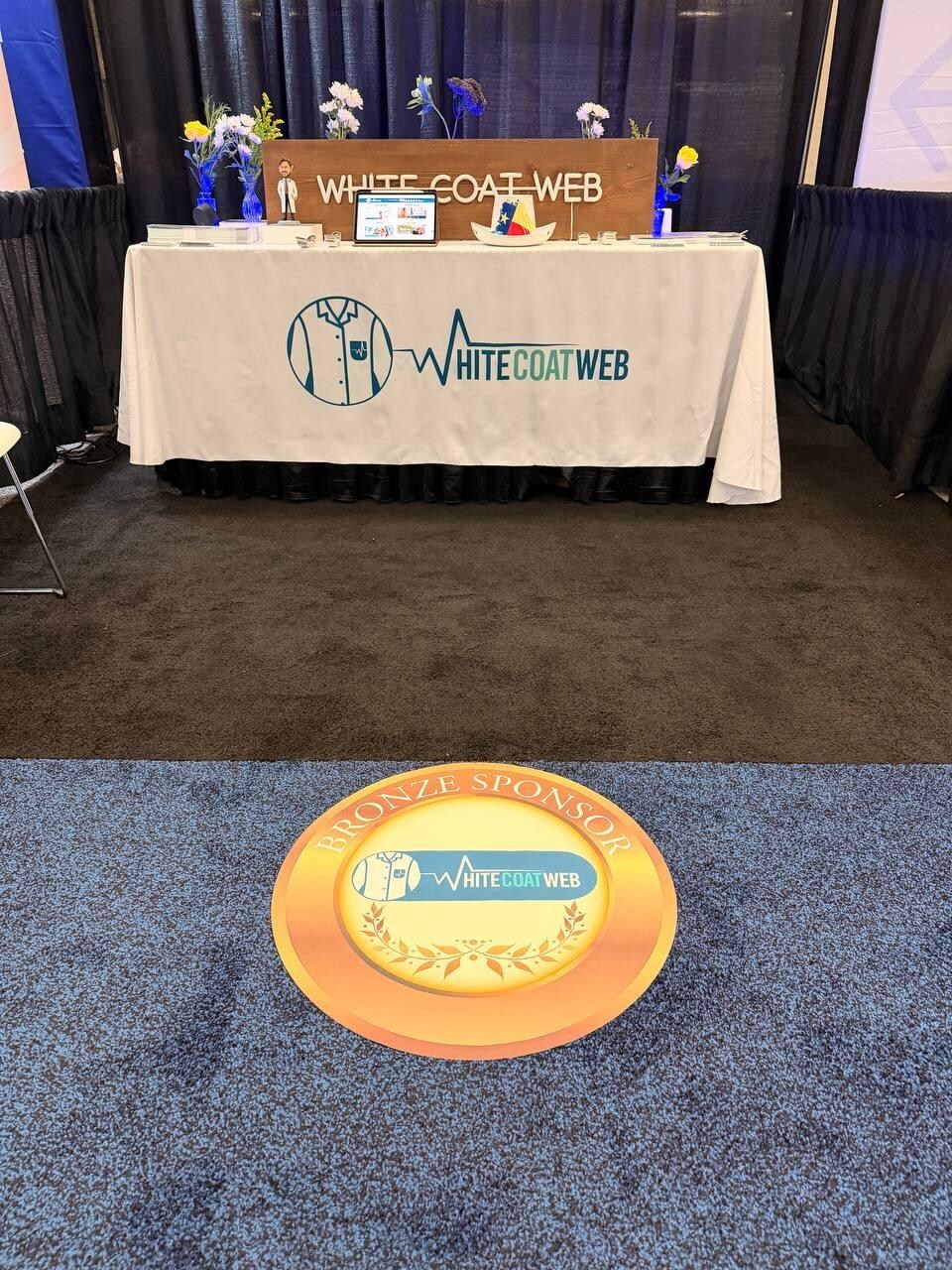 white-coat-web-strengthens-direct-engagement-with-medical-practices-at-texmed-2026