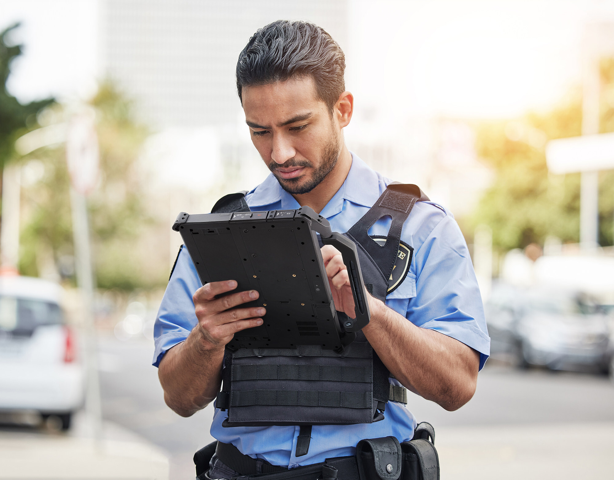 getac-redefines-rugged-mobility-with-launch-of-g140-copilot+-pc,-powered-by-amd-technology
