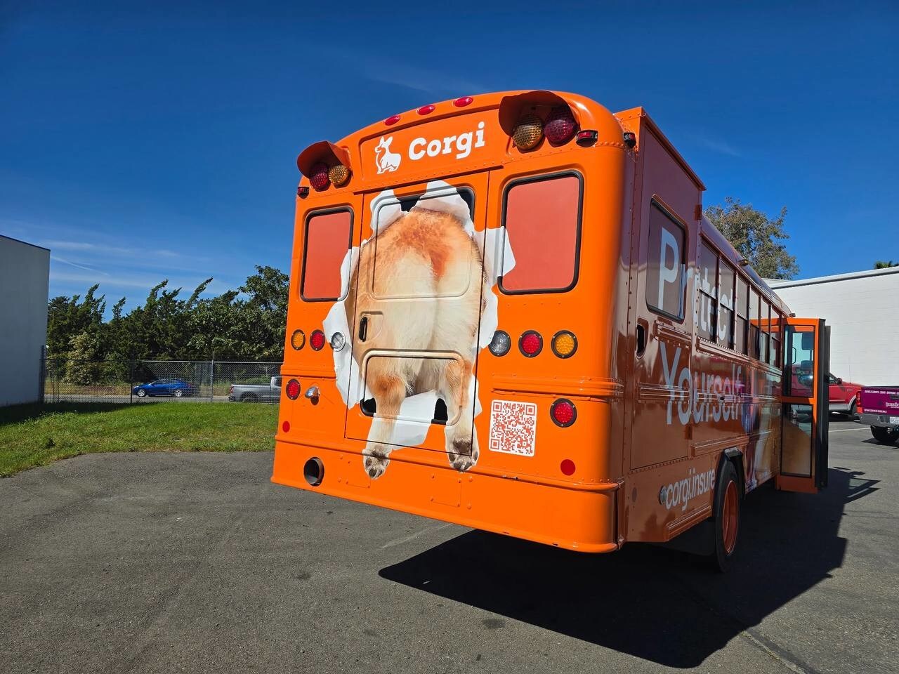 corgi-insurance-launches-free-community-bus-routes-across-san-francisco