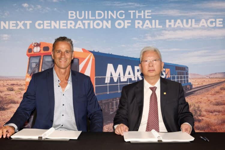 martinus-launches-new-haulage-service-and-announces-locomotive-partnership-with-crrc-ziyang