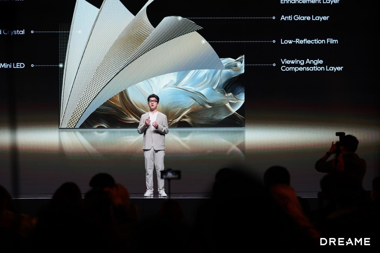 dreame-tv-shines-at-dreame-next-with-advanced-display-and-audio-technologies