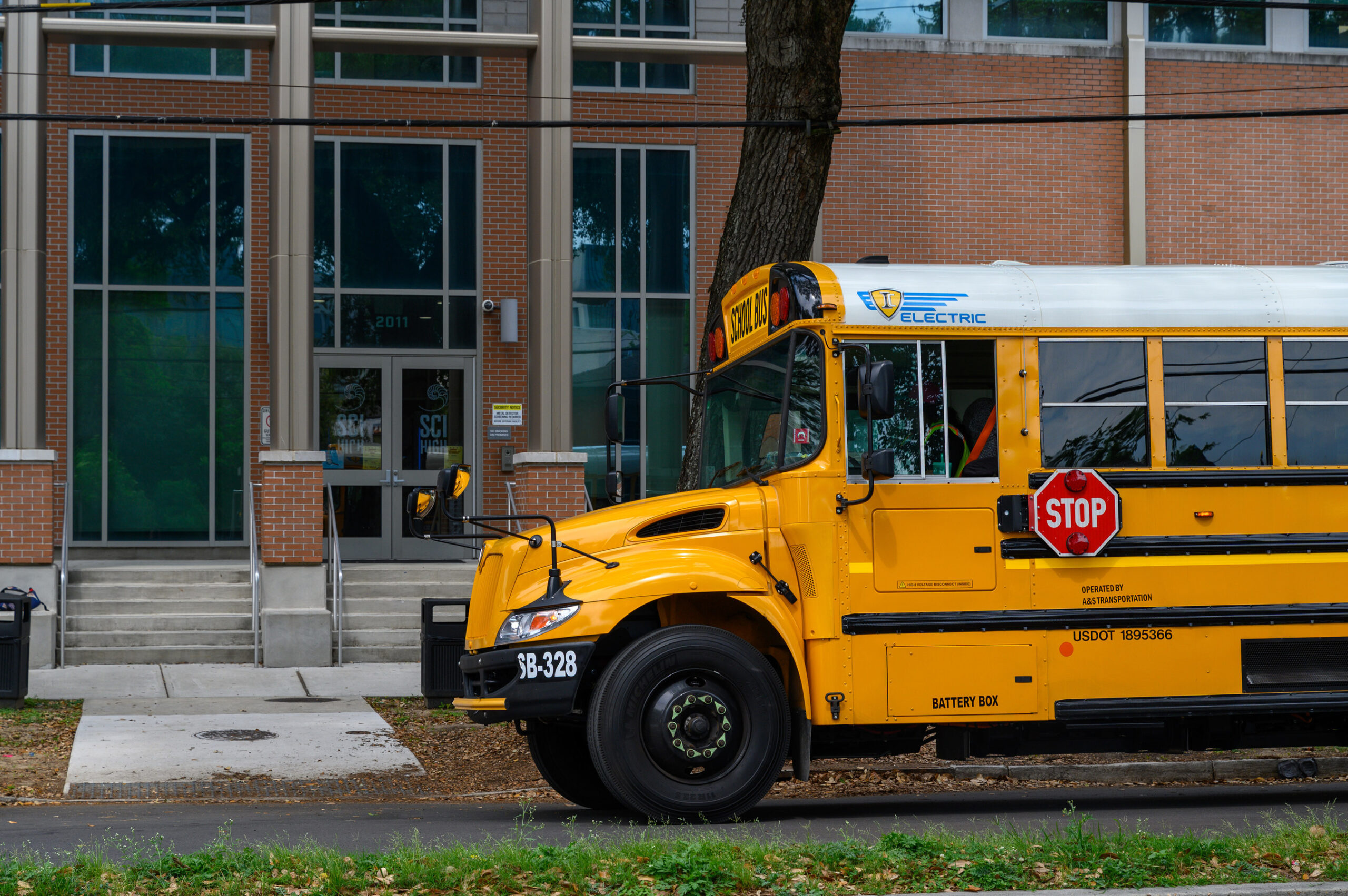 new-orleans-charter-science-&-mathematics-high-school-to-unveil-electric-school-bus-fleet