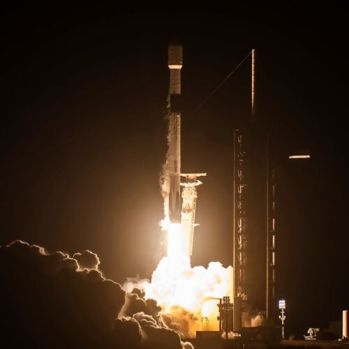 a-falcon-9-rocket-will-hit-the-moon-this-summer-at-seven-times-the-speed-of-sound