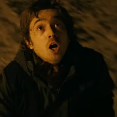 stranded-traveler-gets-more-than-he-bargained-for-in-resident-evil-teaser
