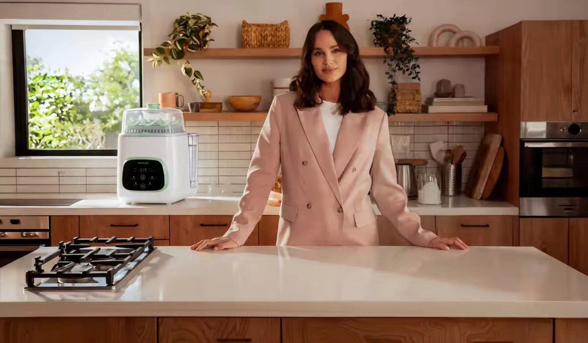 Momcozy Launches Mother’s Day Campaign Featuring Abbie Herbert