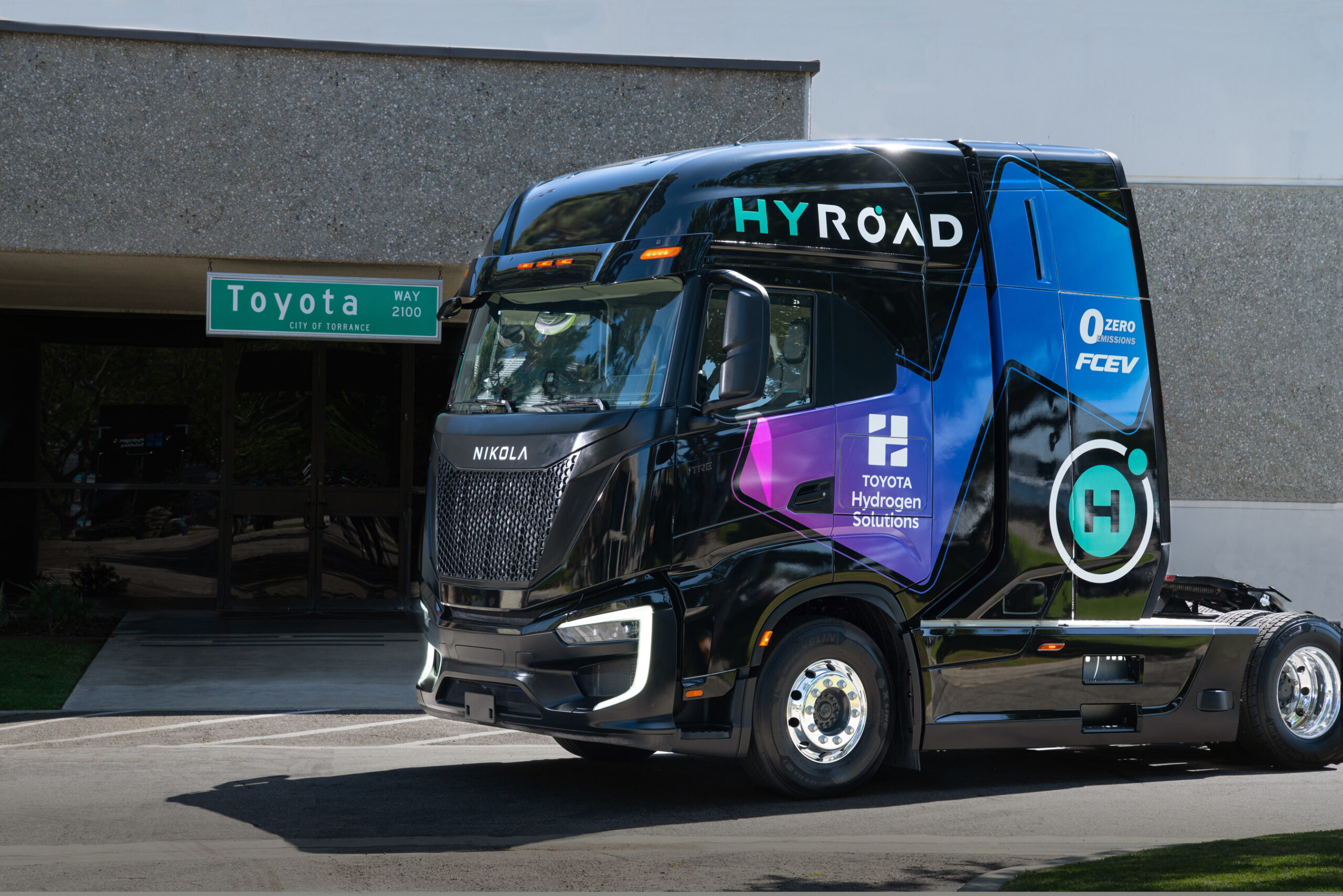 hyroad-energy-and-toyota-announce-strategic-collaboration-to-deploy-hydrogen-fuel-cell-trucks